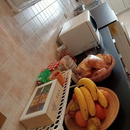 Regina's Bed & Breakfast *